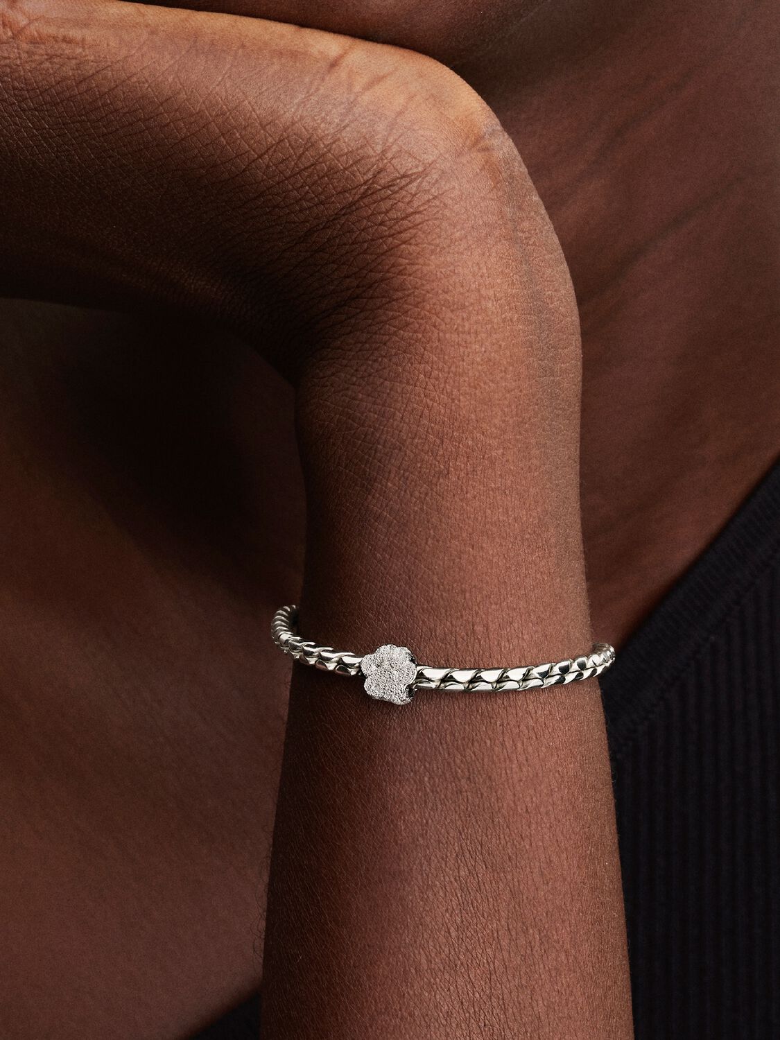 Strukturierte Pfote Mini-Charm Sterling-Silber Zweitbild