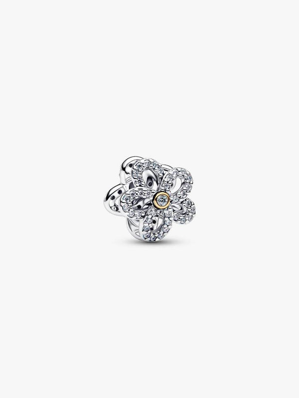 Pavé Blume Offen gearbeitetes Charm Sterling-Silber, 14 Karat Vergoldung