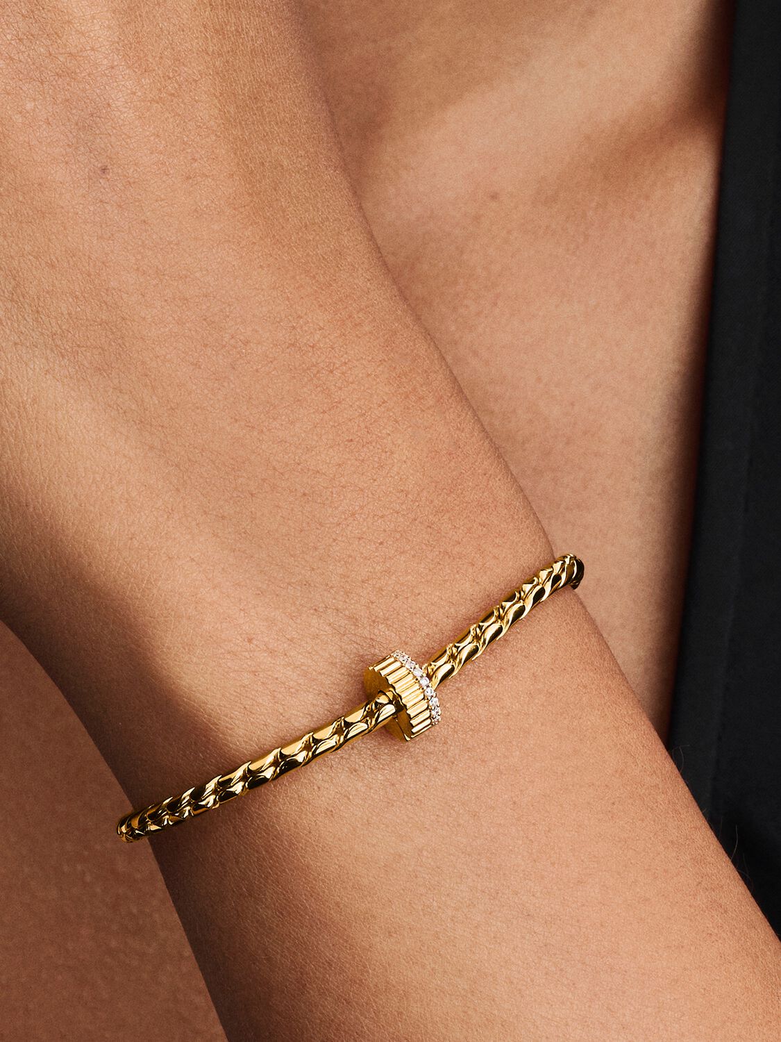 Geripptes Clip-Charm 14 Karat Vergoldung