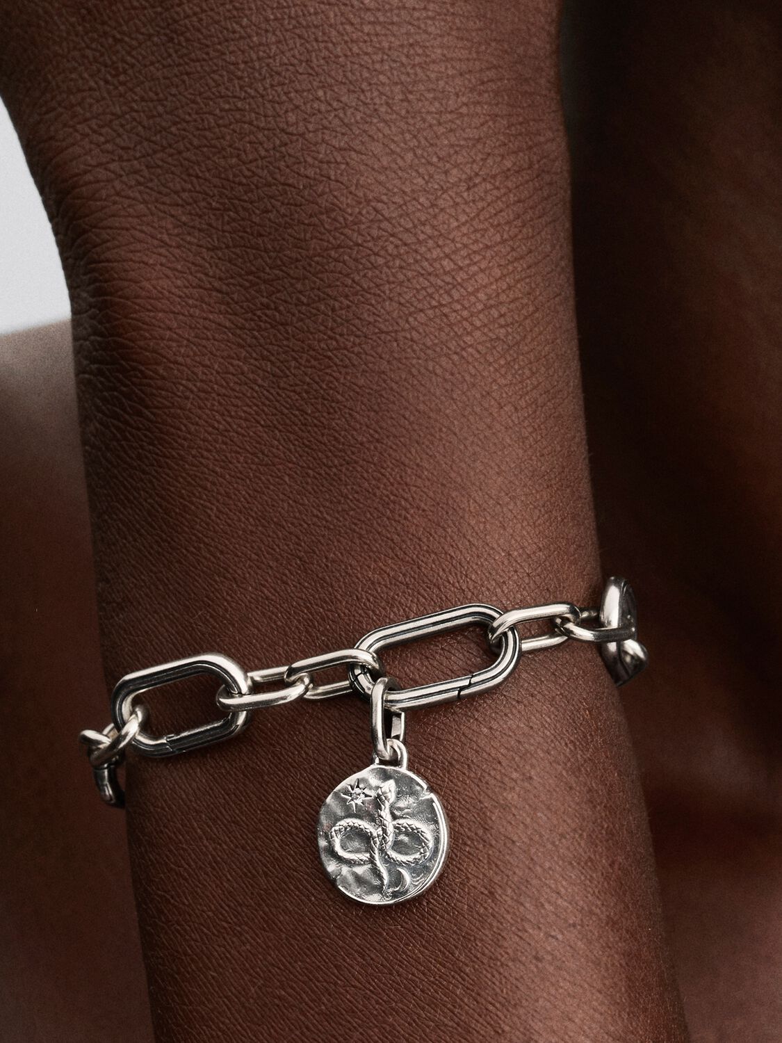 Schlange Unendlichkeitsmedaillon-Charm Sterling-Silber