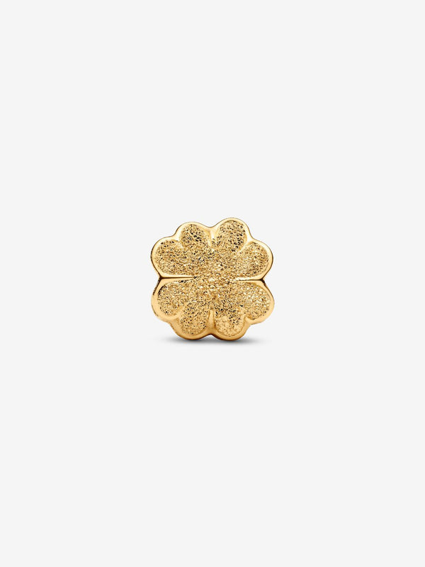Strukturiertes Kleeblatt Mini-Charm 14 Karat Vergoldung